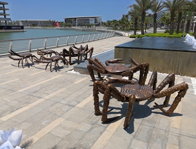 新埠島中央半島市政公園鑄銅群蟹雕塑