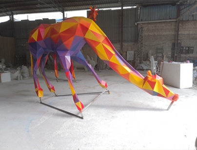 深圳仁恒夢(mèng)公園長(zhǎng)頸鹿玻璃鋼雕塑