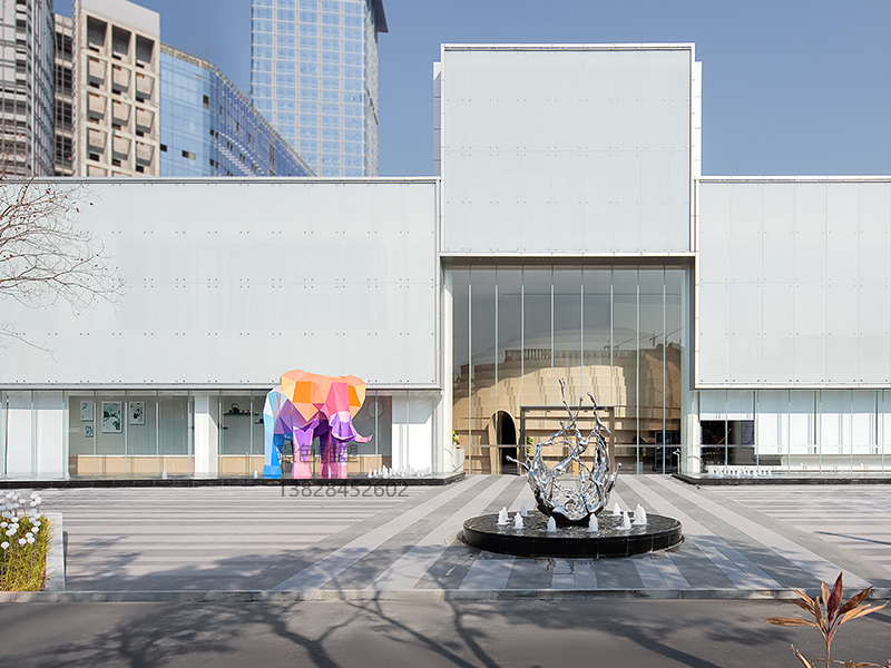 佛山國通廣場示范區(qū)中建寰球薈不銹鋼景觀雕塑(圖3) 佛山國通廣場示范區(qū)中建寰球薈不銹鋼景觀雕塑(圖3)