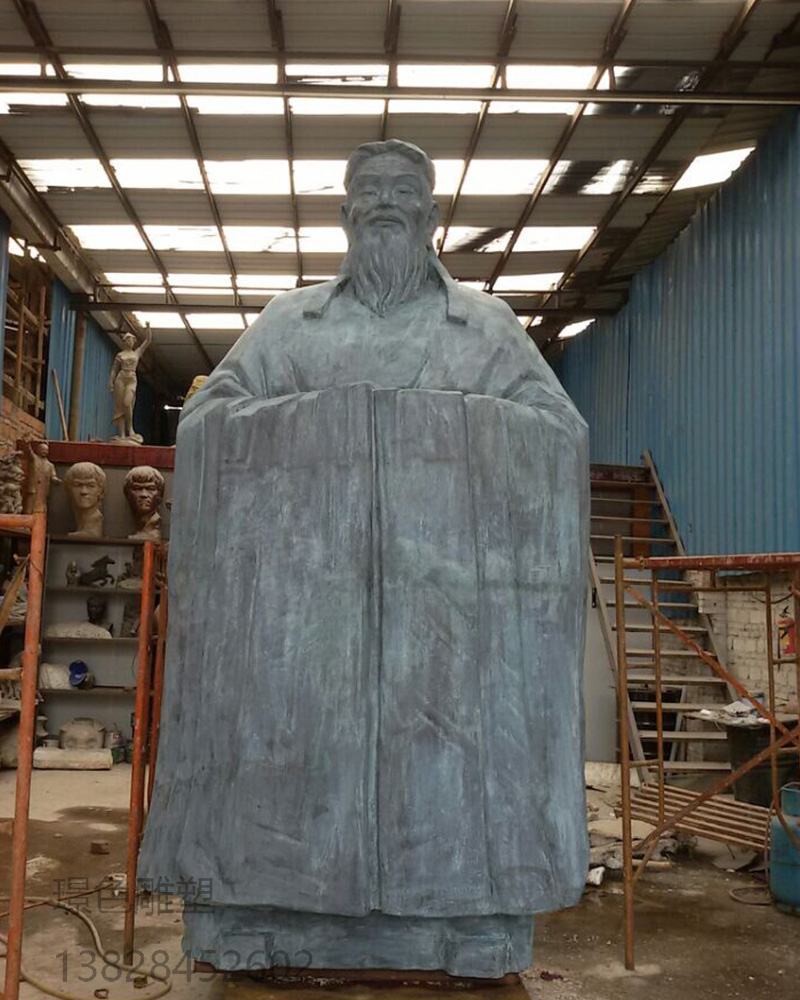 深圳大學(xué)師范學(xué)院附屬板田學(xué)校人物雕塑(圖2) 深圳大學(xué)師范學(xué)院附屬板田學(xué)校人物雕塑(圖2)