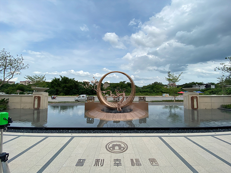 普利·廣西北流幸福園展示區(qū)不銹鋼雕塑擺件(圖4) 普利·廣西北流幸福園展示區(qū)不銹鋼雕塑擺件(圖4)