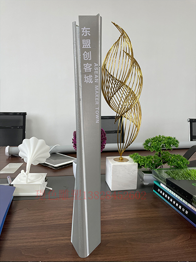 南寧東盟創(chuàng)客城精神堡壘案例(圖2)