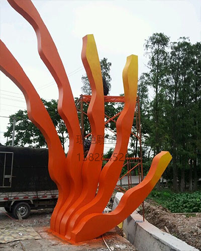 農(nóng)業(yè)生態(tài)旅游區(qū)不銹鋼景觀裝置(圖2)