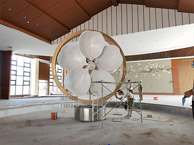 新疆門關(guān)市旅游養(yǎng)老中心梨花苑景觀雕塑(圖2)