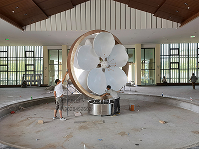 新疆門關(guān)市旅游養(yǎng)老中心梨花苑景觀雕塑(圖3)