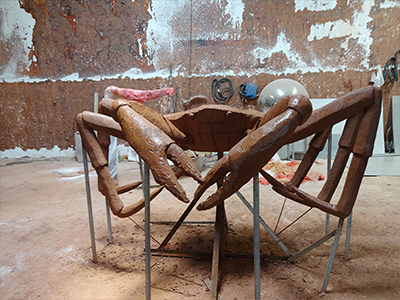 新埠島中央半島市政公園鑄銅群蟹雕塑(圖2)