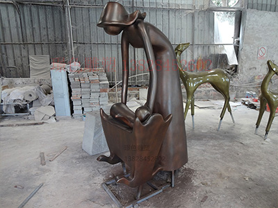 恒大集團?佛山酈湖城項目玻璃鋼人物雕塑(圖1)