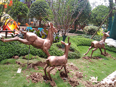 恒大集團(tuán)?東莞翡翠華庭玻璃鋼鹿雕塑景觀(圖2)