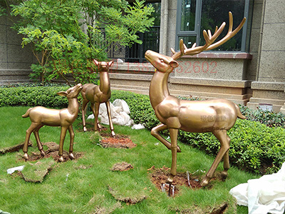 恒大集團(tuán)?東莞翡翠華庭玻璃鋼鹿雕塑景觀(圖3)