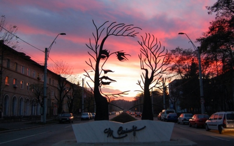 您會愛上的20座現(xiàn)代雕塑國外的精品園林雕塑(圖2) 您會愛上的20座現(xiàn)代雕塑國外的精品園林雕塑(圖2)