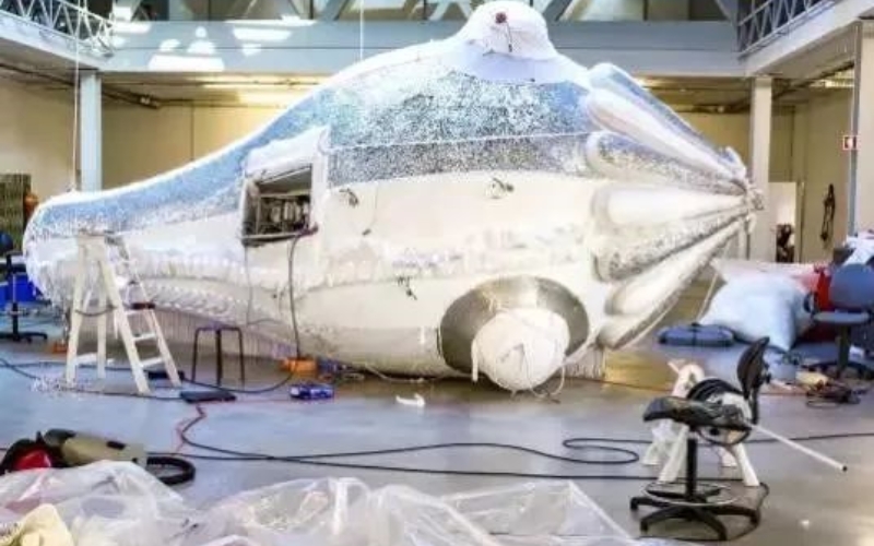 這些極具創(chuàng)意的商場美陳案例(圖10) 這些極具創(chuàng)意的商場美陳案例(圖10)