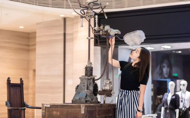 這些極具創(chuàng)意的商場美陳案例(圖31) 這些極具創(chuàng)意的商場美陳案例(圖31)