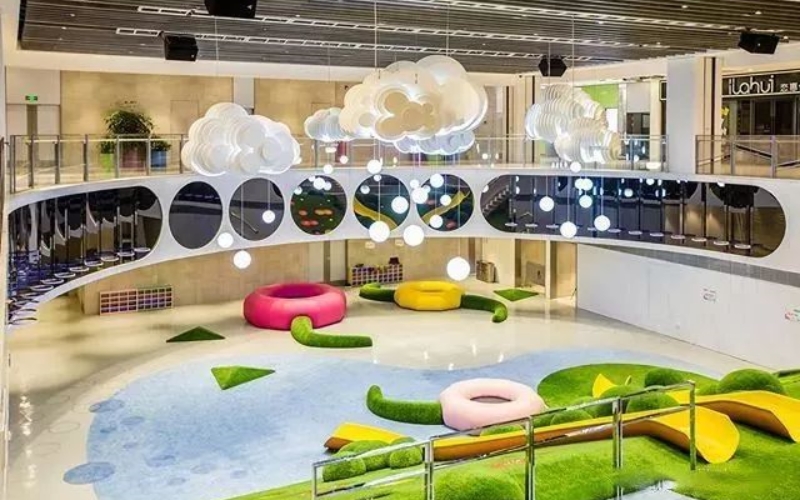 這些極具創(chuàng)意的商場美陳案例(圖50) 這些極具創(chuàng)意的商場美陳案例(圖50)