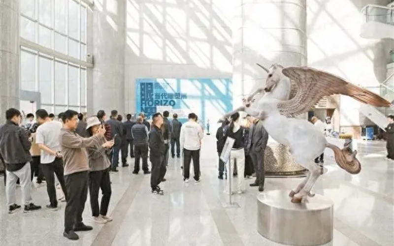 7位青年雕塑家作品亮相當(dāng)代雕塑展(圖1) 7位青年雕塑家作品亮相當(dāng)代雕塑展(圖1)