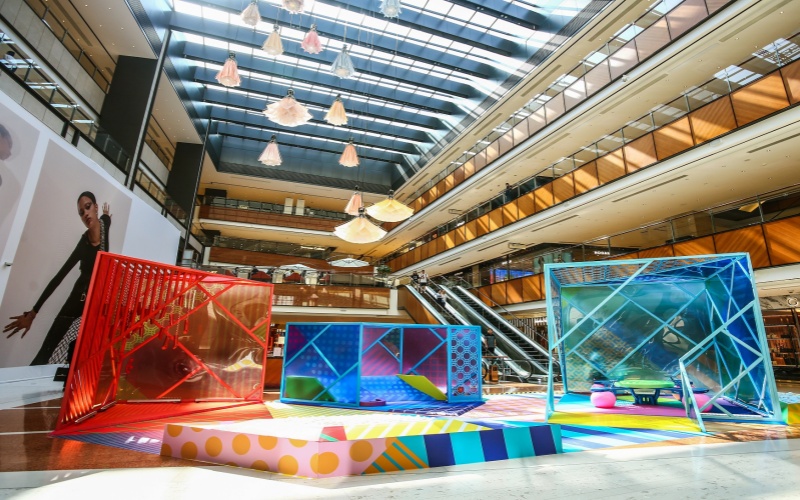 場景時代下,商業(yè)美陳設(shè)計新趨勢(圖3) 場景時代下,商業(yè)美陳設(shè)計新趨勢(圖3)