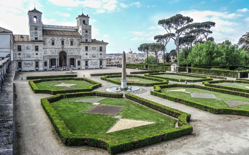 園林雕塑鑒賞(圖9) 園林雕塑鑒賞(圖9)