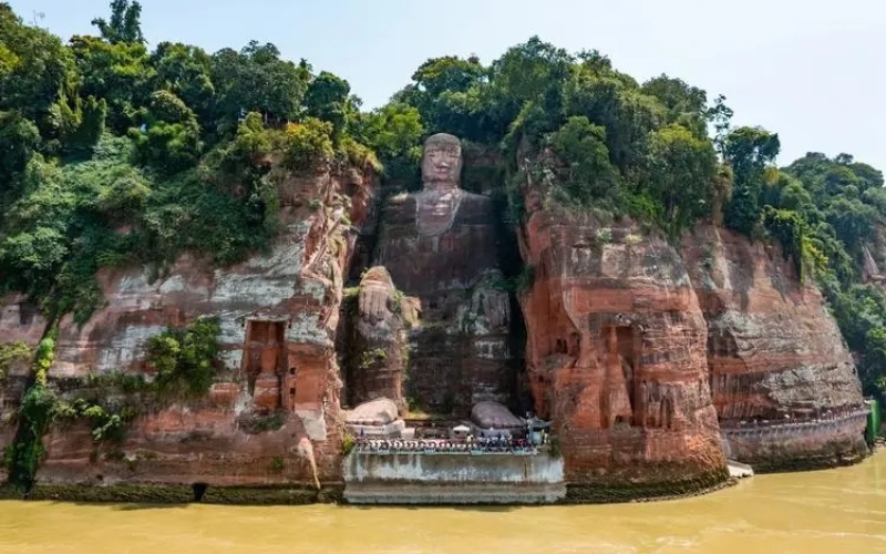 中國(guó)十大雕塑，每一個(gè)都超級(jí)震撼，看看在你的家鄉(xiāng)嗎？(圖9)